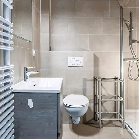 Sun 0301 * Sint-Idesbald